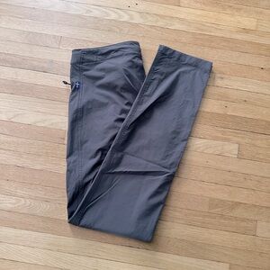 Women's Fjallraven High Coast Trail Pants Size US 27-28", EU size 36